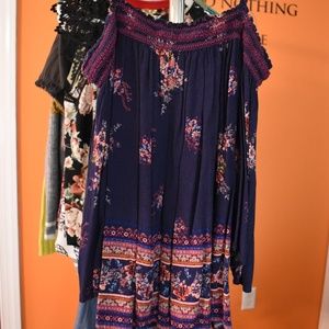 Women's Size Small "Cold Shoulder" Blouse